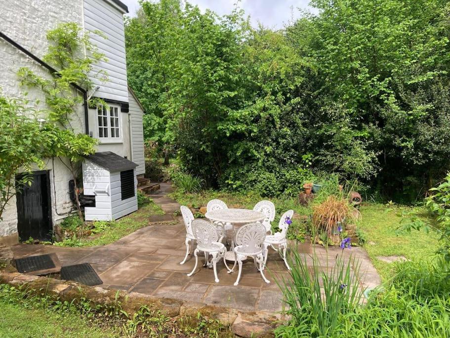 Ashdown Forest Character Cottage, 18Th Century Crowborough Dış mekan fotoğraf